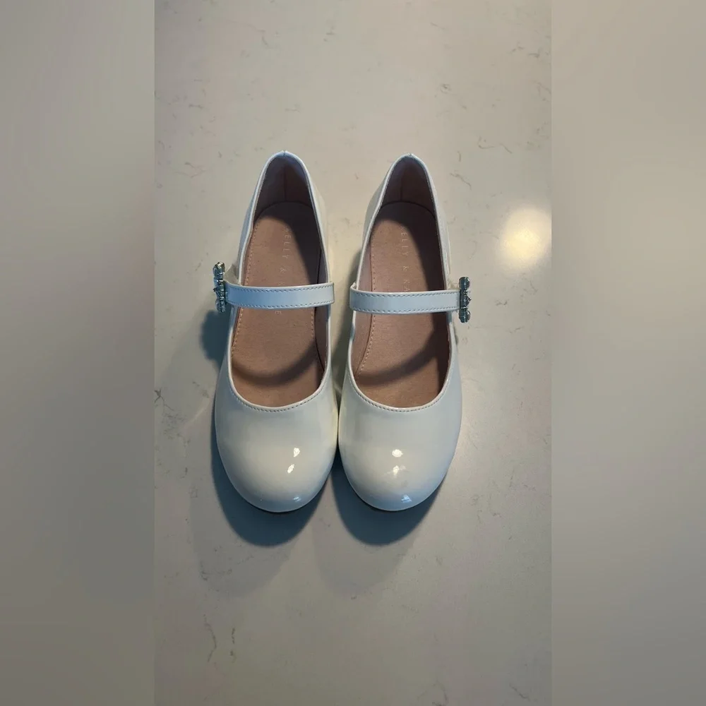 Kelly & Katie Wiley Mary Jane Pump - size 3
